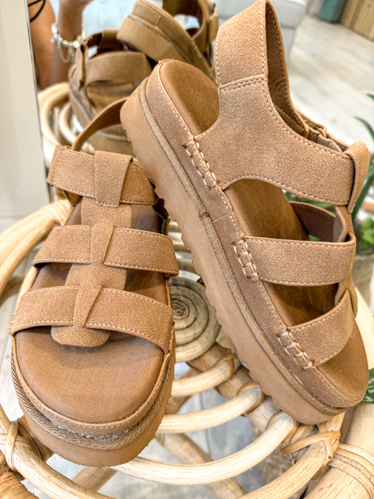 Σανδάλι suede δίπατο